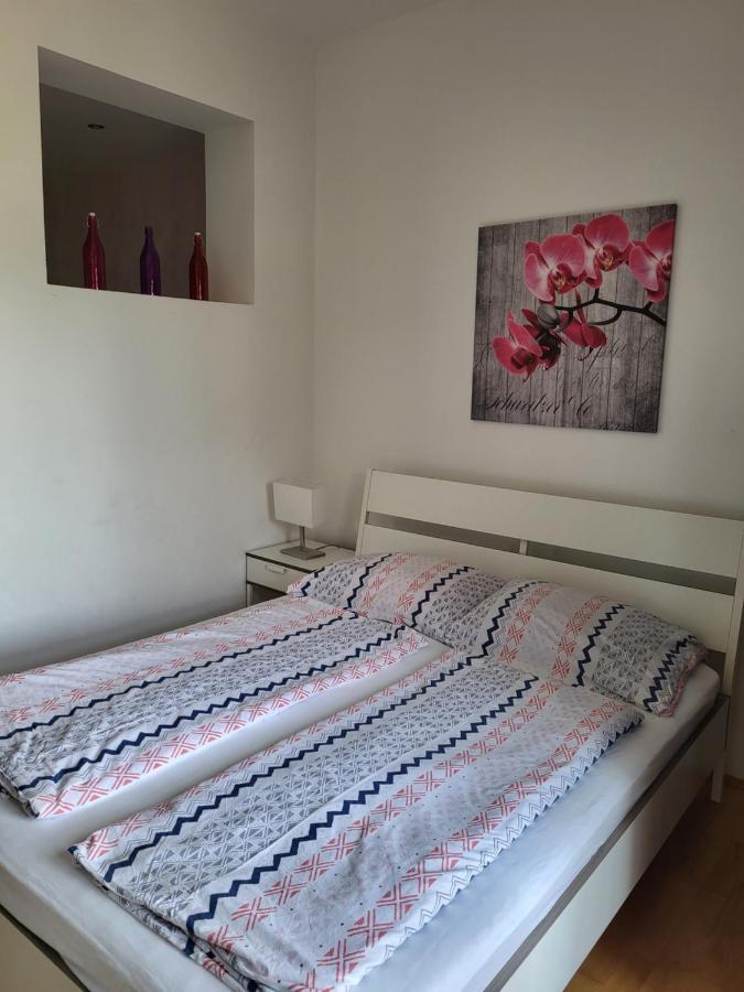 Apartmaji Tim Izola Exterior foto